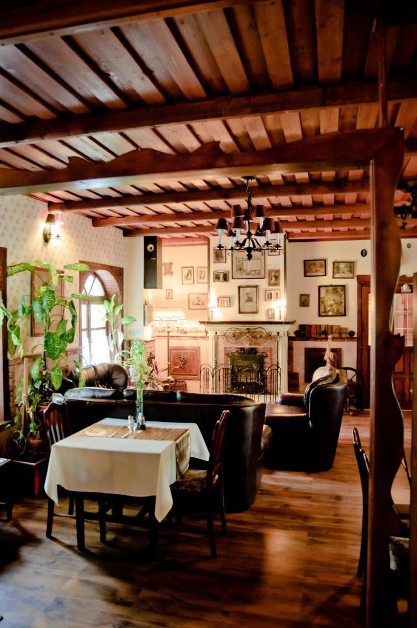 Aranygombos Fogado Hotel Telkibánya Buitenkant foto