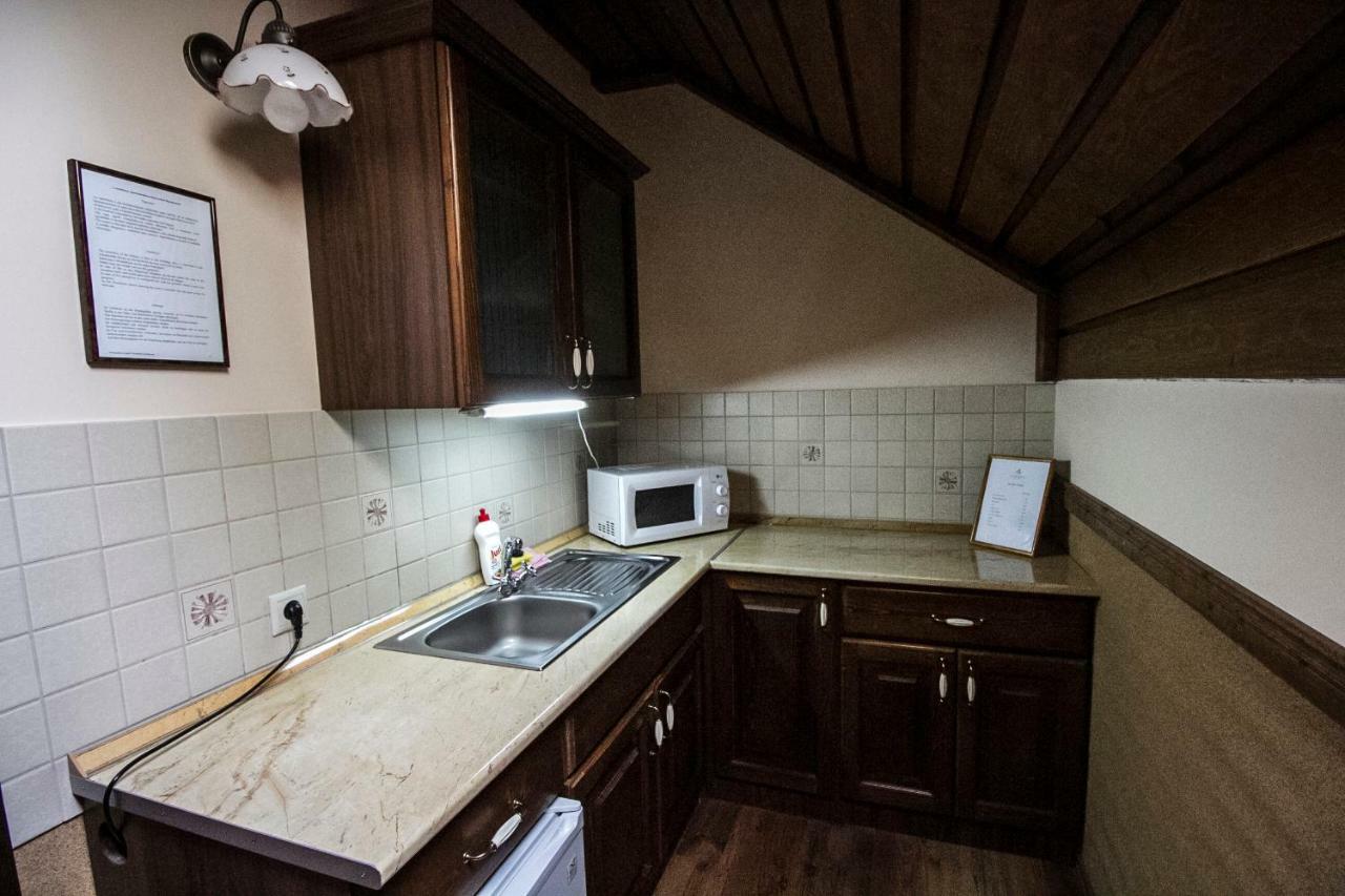 Aranygombos Fogado Hotel Telkibánya Buitenkant foto